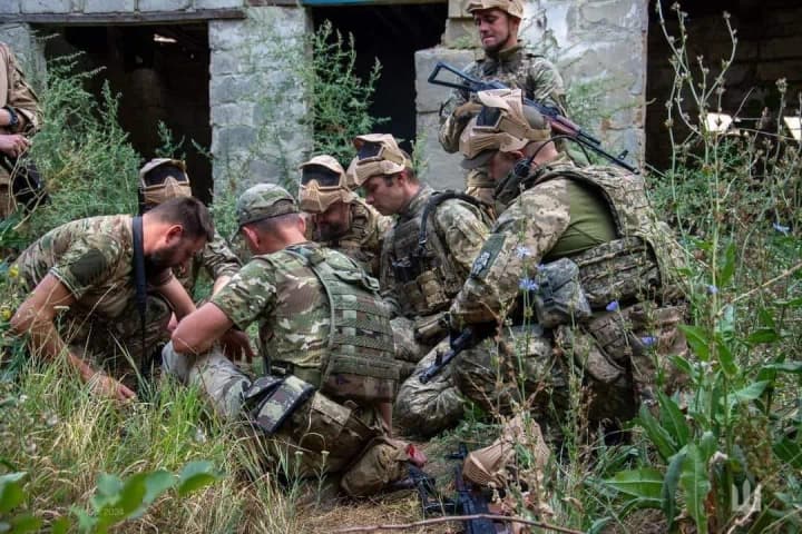 genshtab-183-boevikh-stolknovenii-na-fronte-goryachee-vsego-na-pokrovskom-napravlenii