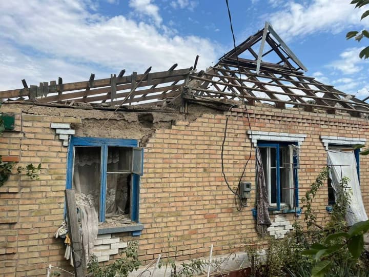 russia-attacks-nikopol-region-with-kamikaze-drones-and-artillery