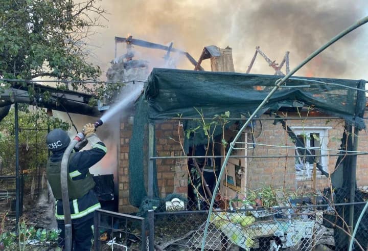 vden-rosiiany-byly-po-dnipropetrovshchyni-dronamy-ta-artyleriieiu-postrazhdav-48-richnyi-cholovik