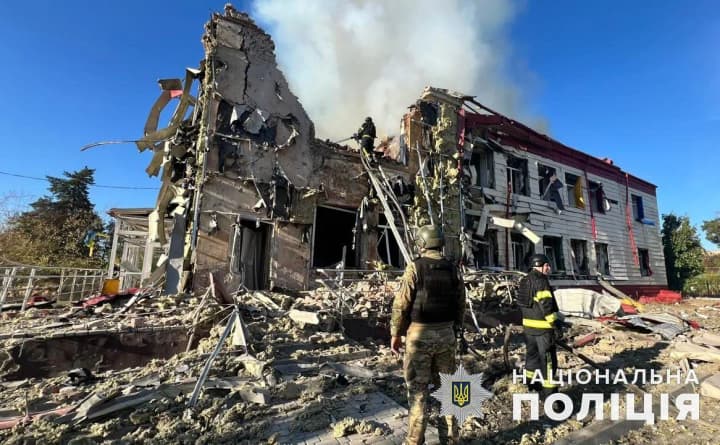 russians-shelled-donetsk-region-over-3000-times-in-24-hours-attacking-17-settlements-two-people-killed