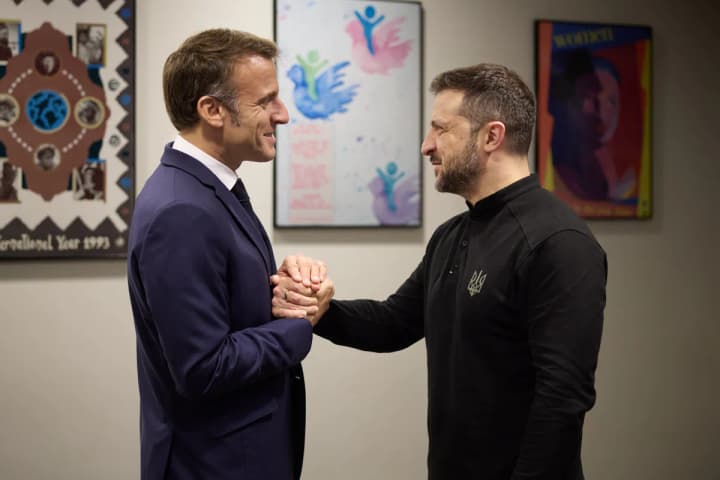zelenskyy-discusses-strengthening-air-defense-and-training-of-ukrainian-armed-forces-at-meeting-with-macron