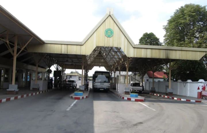 na-kordoni-z-moldovoiu-mozhlyvi-zatrymky-v-odnomu-z-punktiv-propusku-shcho-vidomo