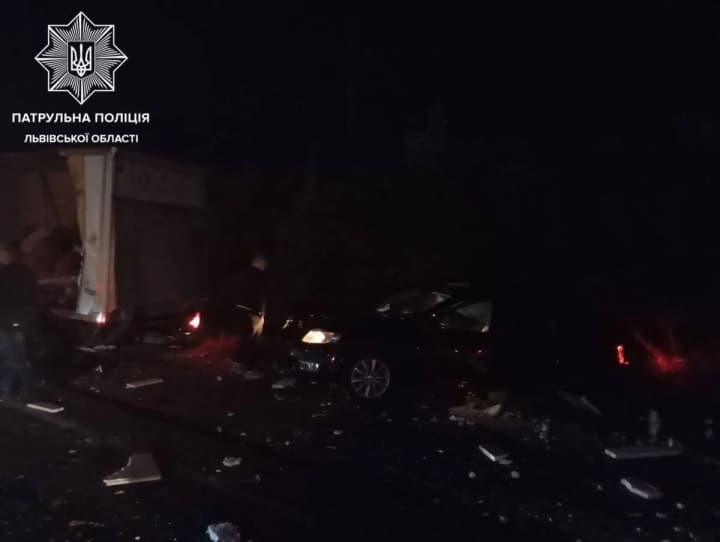 large-scale-accident-with-a-bus-and-a-truck-near-lviv-three-dead