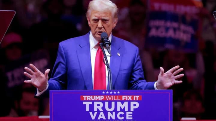 trump-held-a-scandalous-rally-in-madison-square-garden-vulgar-and-racist-remarks-were-heard