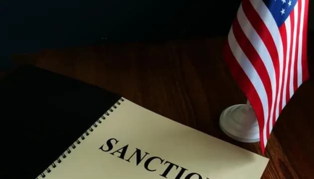 ssha-rozshyryly-sanktsiinyi-spysok-khto-z-rosii-potrapyv-pid-novi-obmezhennia