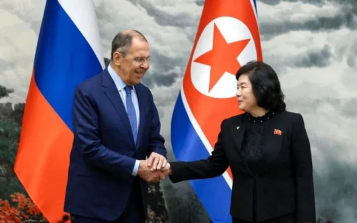 perehovory-rf-ta-kndr-chym-hlavy-mzs-liakaiut-svit