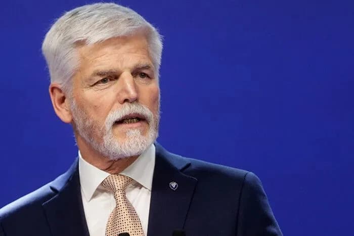 ukraina-poluchila-35-milliona-krupnokalibernikh-boepripasov-po-cheshskoi-initsiative-prezident-chekhii