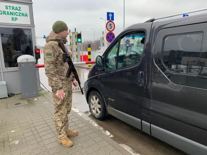 the-state-border-guard-service-of-ukraine-explained-why-more-than-200-carriers-were-disconnected-from-the-shlyakh-system