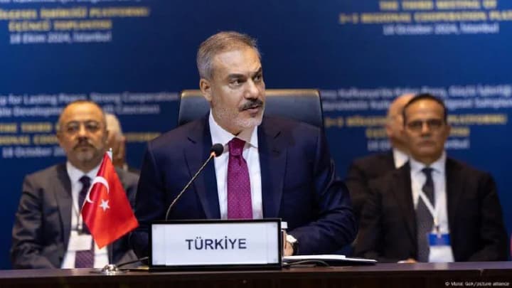 turkish-foreign-minister-says-ukraines-integrity-is-a-condition-for-peace