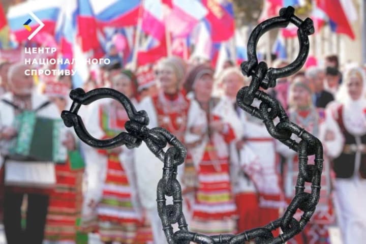 occupiers-are-preparing-to-hold-a-propaganda-holiday-of-national-unity-resistance