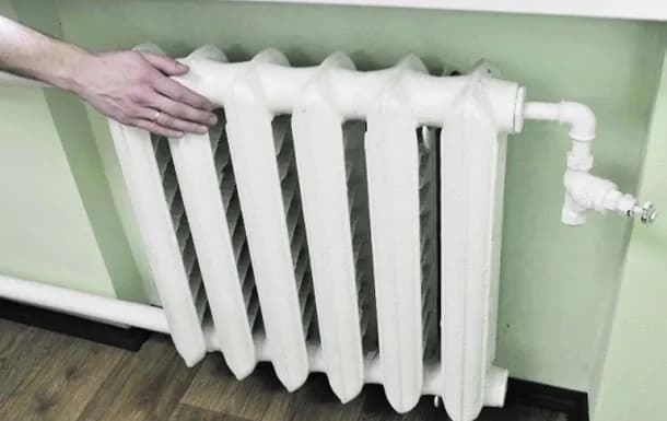 v-kalushe-govoryat-o-srive-otopitelnogo-sezona-detei-pereveli-na-distantsionnoe-obuchenie