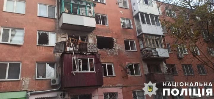 in-kherson-region-russians-attacked-a-museum-and-a-pharmacy-killed-a-man-in-the-morning-the-consequences-were-shown