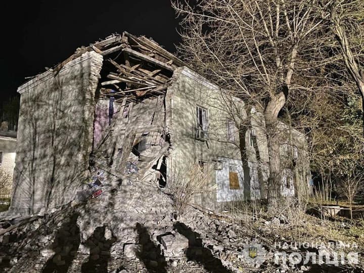 the-number-of-victims-of-the-night-attack-on-zaporizhzhia-by-russian-kabs-has-increased-the-consequences-have-been-shown