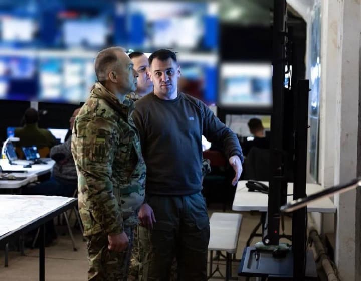 sirskii-o-kurshchine-rossiyane-pitayutsya-vitesnit-sili-oboroni-i-prodvinutsya-vglub