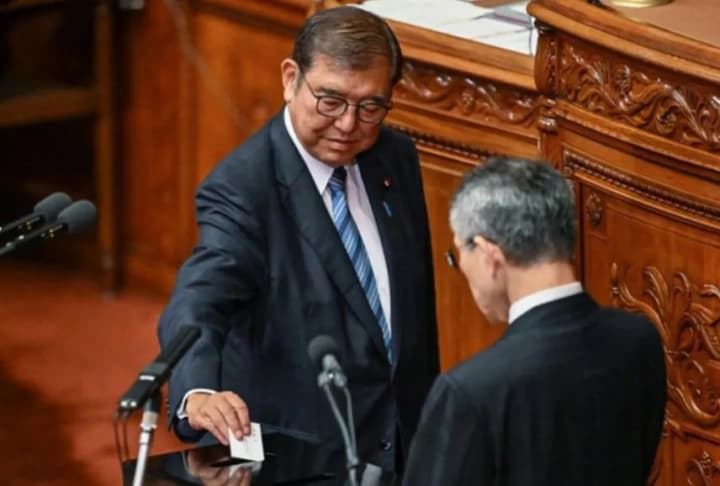 premerom-yaponii-vo-vtoroi-raz-izbrali-sigeru-isibu