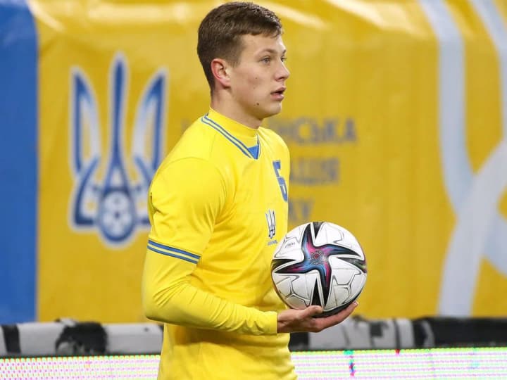 ukraines-national-team-changes-again-before-nations-league-matches-sychs-debut-call-instead-of-tymchyk