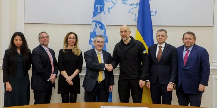 ukraine-expects-a-new-tranche-of-dollar11-billion-in-late-december-shmyhal-reveals-details-of-meeting-with-imf-mission