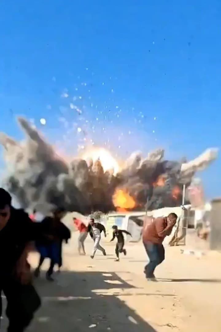 israeli-air-strike-on-humanitarian-camp-in-gaza-what-is-known-about-the-consequences