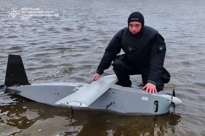 an-enemy-drone-was-recovered-from-the-kyiv-reservoir