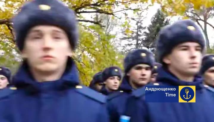 rossiya-pod-prinuzhdeniem-prizvala-ukrainskikh-yunoshei-s-okkupirovannikh-territorii-v-svoyu-armiyu