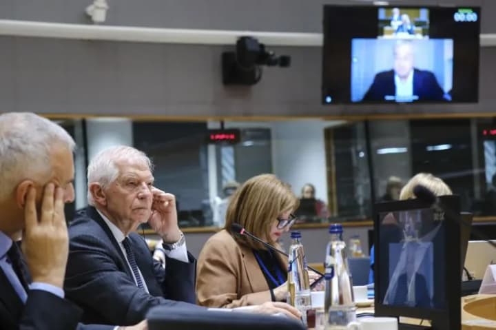 sybiha-na-radi-yes-hovoryv-pro-zniattia-obmezhen-na-dalekobiini-udary-ta-sanktsii-proty-tinovoho-flotu-rf