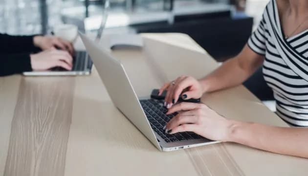 zhinky-tsohorich-vidkryly-bilshe-polovyny-zareiestrovanykh-v-ukraini-fopiv-yakyi-biznes-korystuietsia-popytom