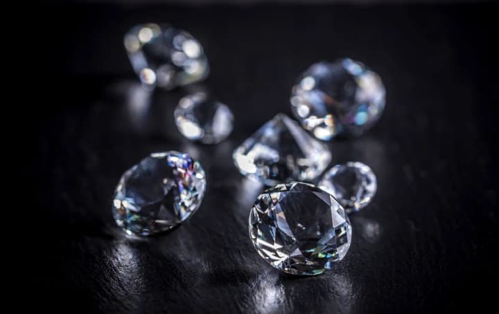 india-sharply-reduced-imports-of-russian-diamonds-what-is-the-reason