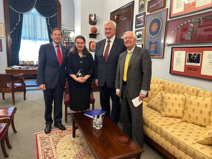 oboronna-spivpratsia-enerhetychna-dopomoha-ta-stratehichne-partnerstvo-sybiha-proviv-vazhlyvi-zustrichi-u-vashynhtoni