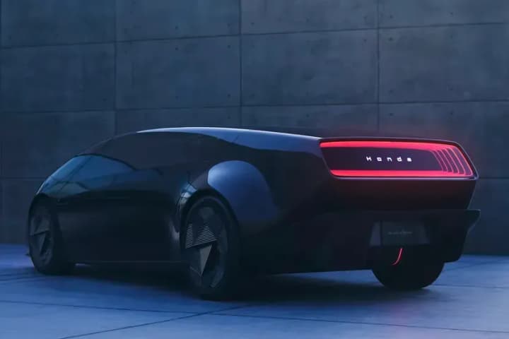 honda-planuie-stvoryty-revoliutsiini-tverdotilni-akumuliatory-dlia-elektromobiliv