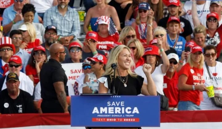 mardzhori-teilor-hrin-ocholyt-novyi-doge-razom-z-ilonom-maskom-ta-ramasvamy