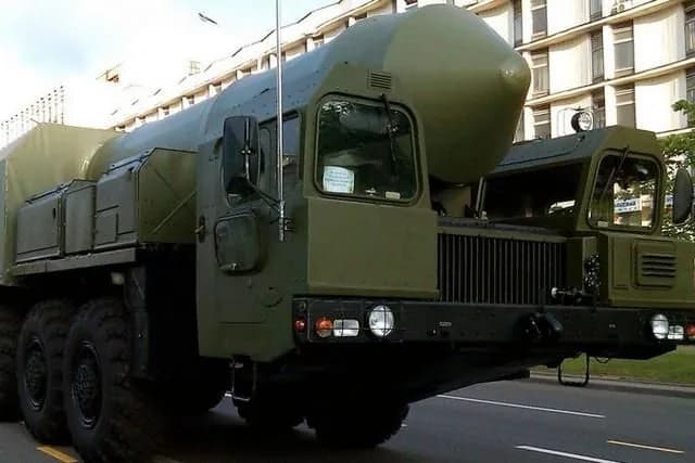 nova-rosiiska-raketa-oreshnyk-stvoriuvalasia-v-obkhid-mizhnarodnoho-dohovoru-zmi