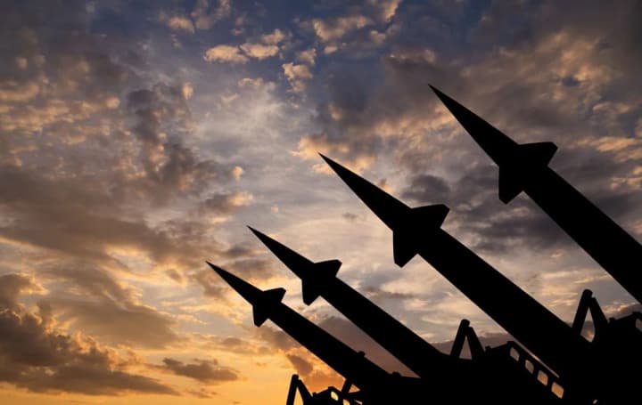 us-considers-returning-nuclear-weapons-to-ukraine-the-new-york-times