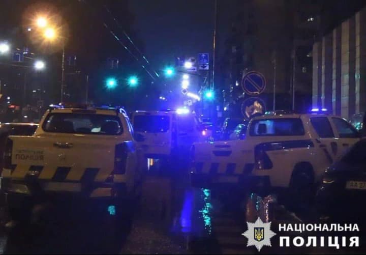 strelba-v-otele-v-kieve-v-seti-poyavilos-video-draki-pered-intsidentom