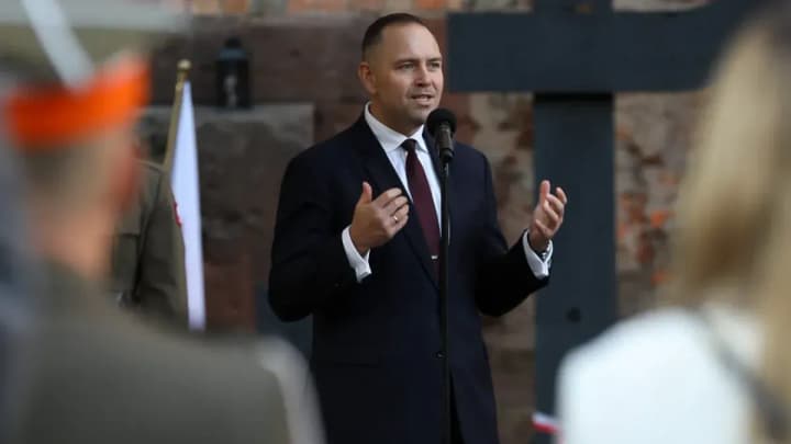 polskaya-oppozitsiya-vidvinula-istorika-navrotskogo-kandidatom-v-prezidenti-ot-partii-pravo-i-spravedlivost