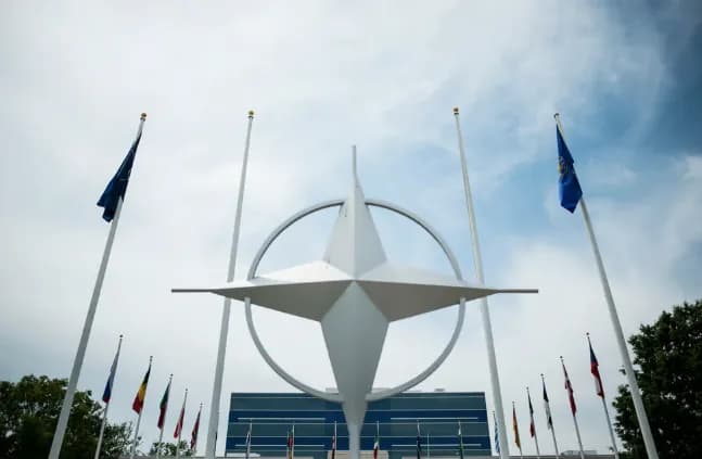 komanduvach-nato-yevropa-povynna-prokynutysia-shchob-vyhraty-honku-ozbroien