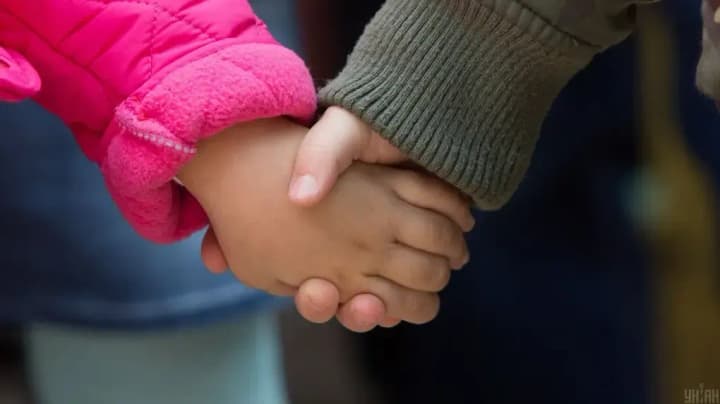 guardians-will-receive-a-one-time-1-thousand-uah-for-each-orphan-child