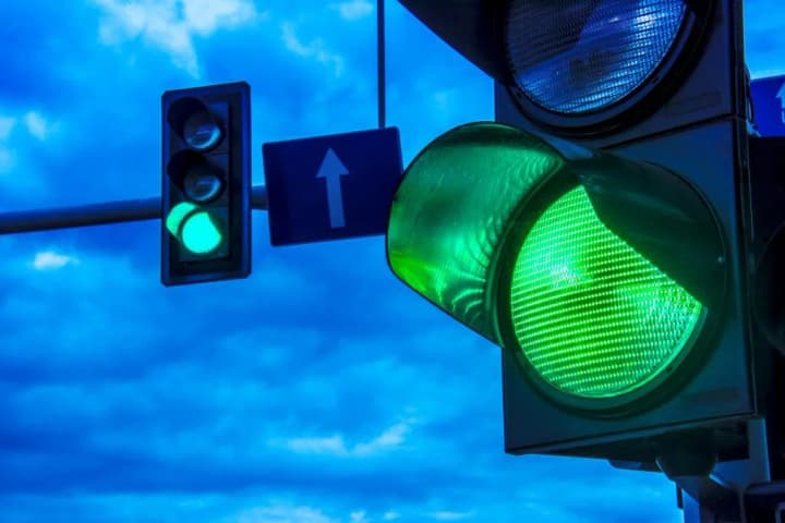 whether-the-green-traffic-light-signal-will-change-to-izumrudny-the-police-gave-an-answer