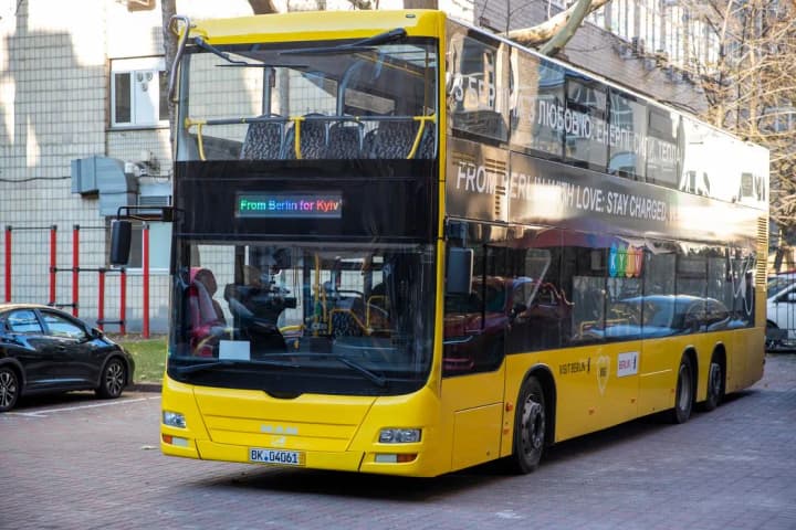 a-double-decker-bus-from-germany-will-go-to-kiev