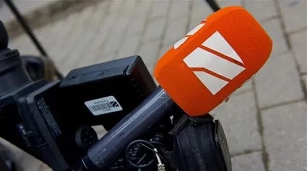 in-georgia-journalists-are-being-dismissed-from-the-pro-government-rustavi-2-tv-channel-amid-violent-crackdowns-on-protests