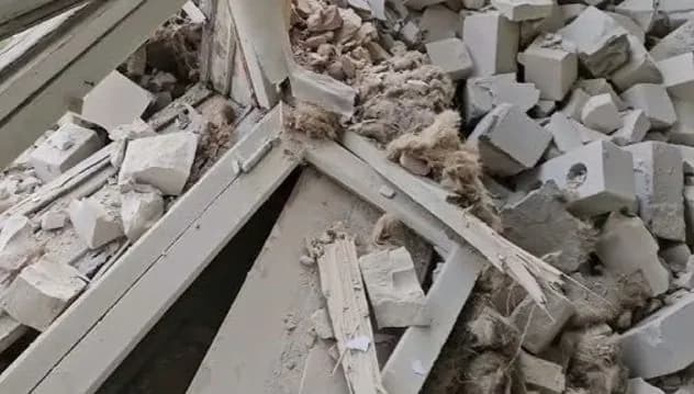 as-a-result-of-another-russian-drone-strike-in-kherson-two-people-were-killed