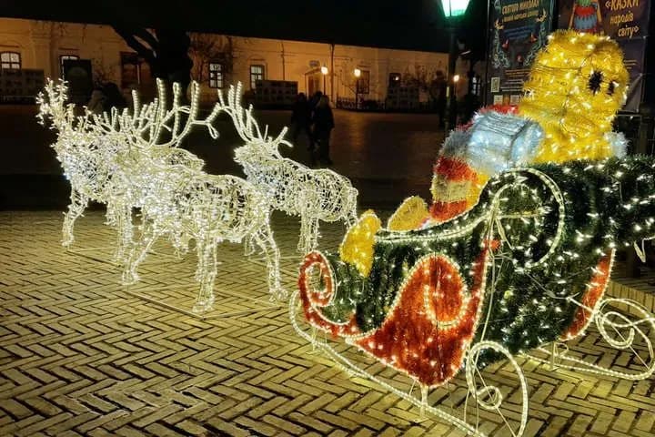 on-december-1-the-residence-of-st-nicholas-in-the-kiev-pechersk-lavra-will-start-working