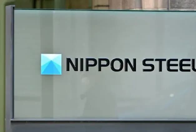 tramp-khochet-zablokirovat-prodazhu-amerikanskoi-staleliteinoi-gruppi-yaponskoi-kompanii