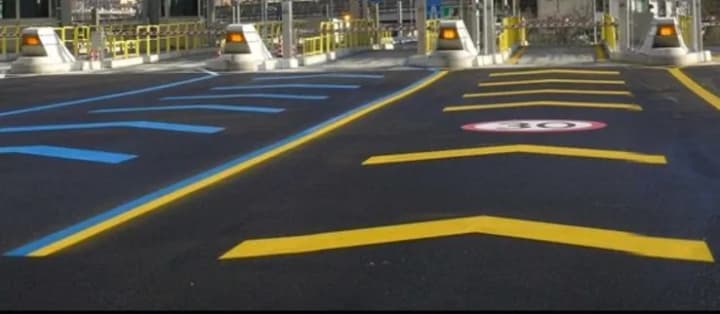 pro-zaprovadzhennia-platnykh-dorih-v-ukraini-pid-chas-voiennoho-stanu-ne-ydetsia-derkach