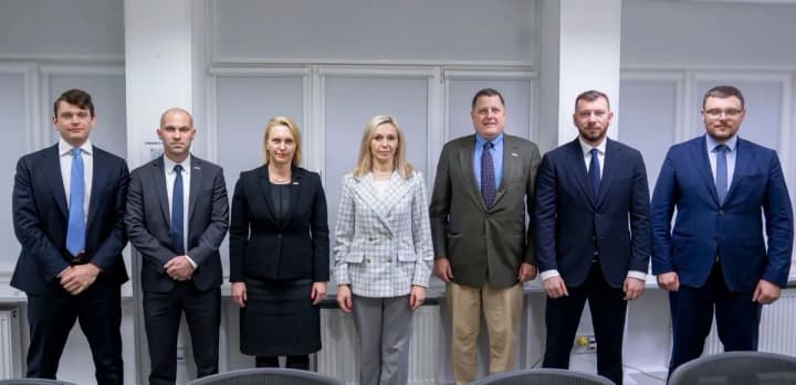 senat-ssha-proviv-zustrich-iz-delehatsiieiu-antykoruptsiinykh-orhaniv-ukrainy