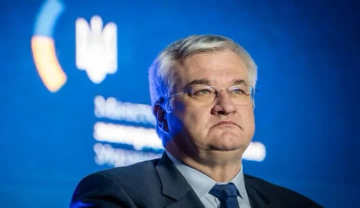 hlava-mzs-ukrainy-vidkryto-nazvav-rosiiskoho-ministra-zlochyntsem-i-zalyshyv-zalu-zasidan-obsie