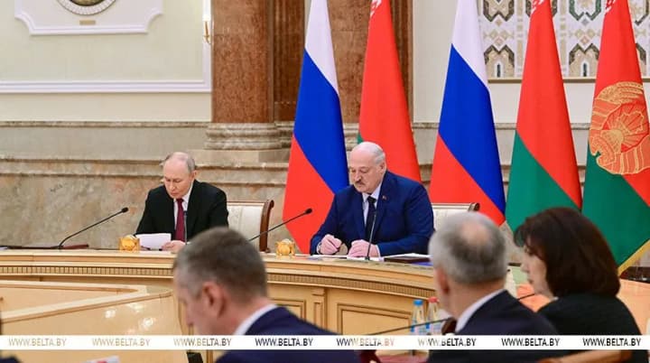 lukashenko-asks-putin-to-host-oreshnik-in-belarus