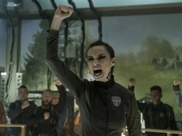 five-science-fiction-series-about-space-adventures-what-to-watch-on-a-winter-weekend