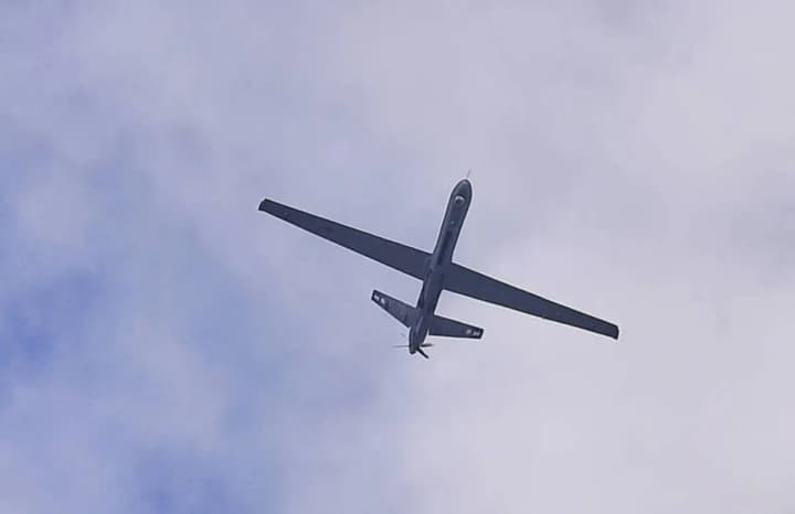 rossiya-zayavlyaet-o-masshtabnoi-atake-dronov-na-5-oblastei-chto-izvestno