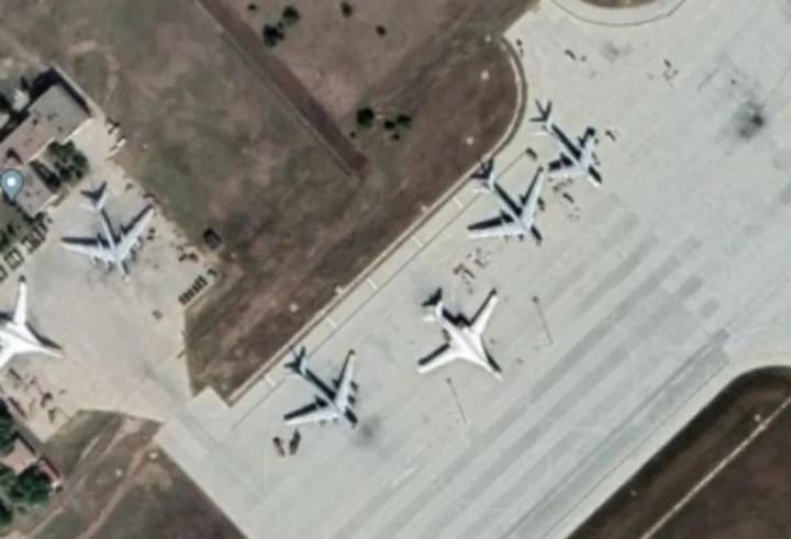 atakovano-dronamy-viiskovyi-aerodrom-u-saratovskii-oblasti-rf