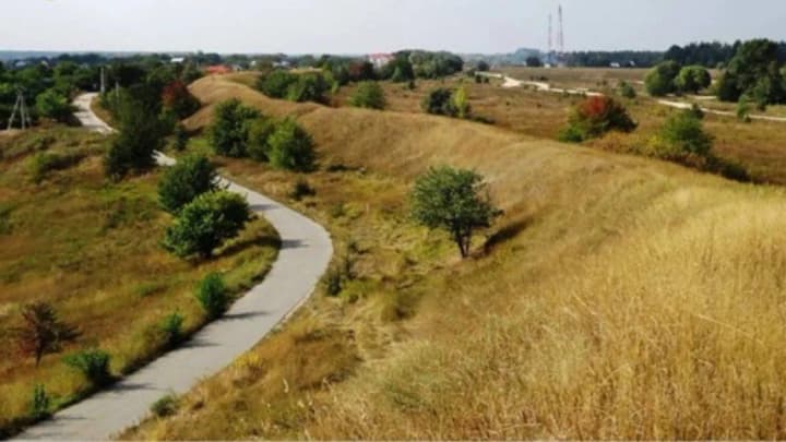 zmievie-vali-kievshchini-pod-ugrozoi-kravchenko-obratilsya-v-prokuraturu-iz-za-unichtozheniya-istoricheskogo-pamyatnika